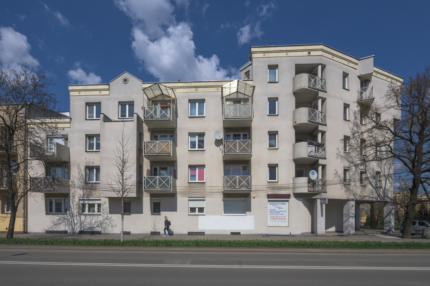 Zdjęcie architektury budynku Budynek mieszkalno-usługowy